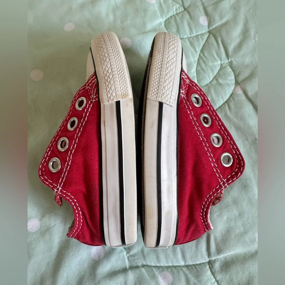 Converse infant red